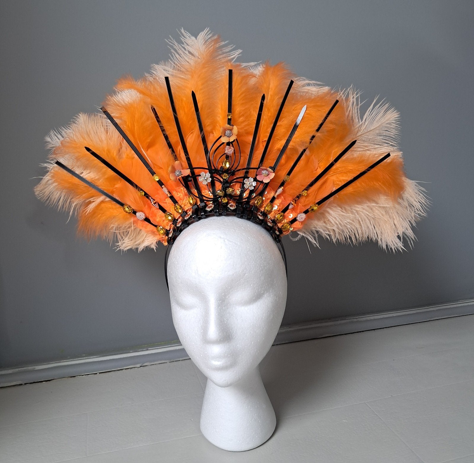 Wk hoofdtooi handgemaakt, Ophalen of Verzenden, Zo goed als nieuw, Oranje of Koningsdag