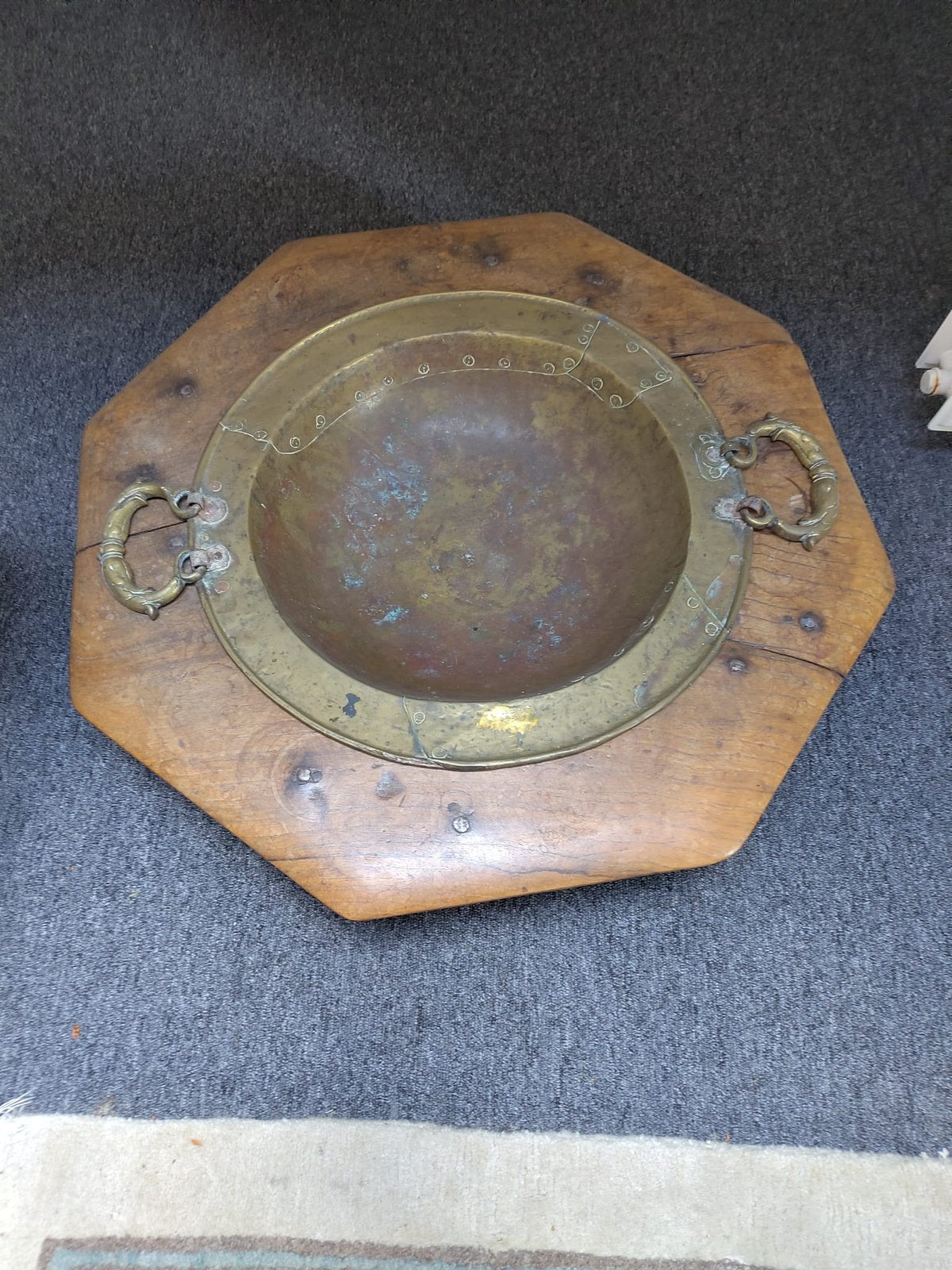 Brasero met houten rand, Ophalen