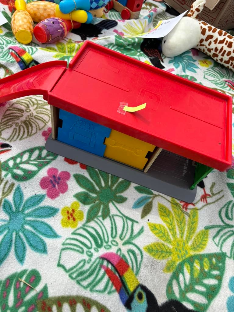 IKEA speelgoed garage, Ophalen of Verzenden, Zo goed als nieuw