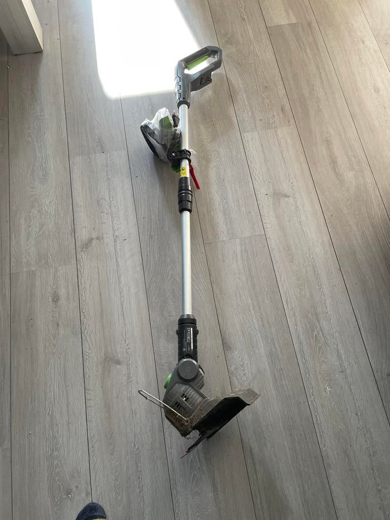 Grasmaaier op accu - Emil Lux Tools A-RT-20/26 Set, Tuin en Terras, Grastrimmers, Ophalen, Gebruikt, 10 tot 30 cm, Accu