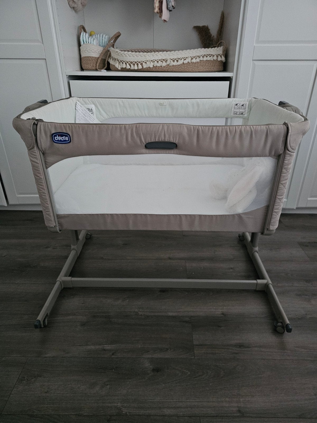 Chicco Next2Me Co-sleeper met schommelfunctie, Ophalen of Verzenden, Zo goed als nieuw
