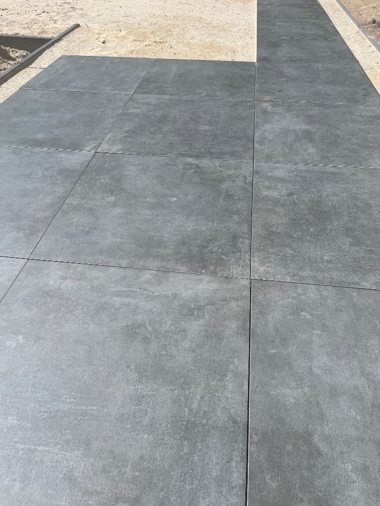 Geoceramica Patch Plus Black 90x90x4 – 65 nieuwe tuintegels, Tuin en Terras, Tegels en Klinkers, Ophalen, Keramiek, Nieuw, 10 m² of meer