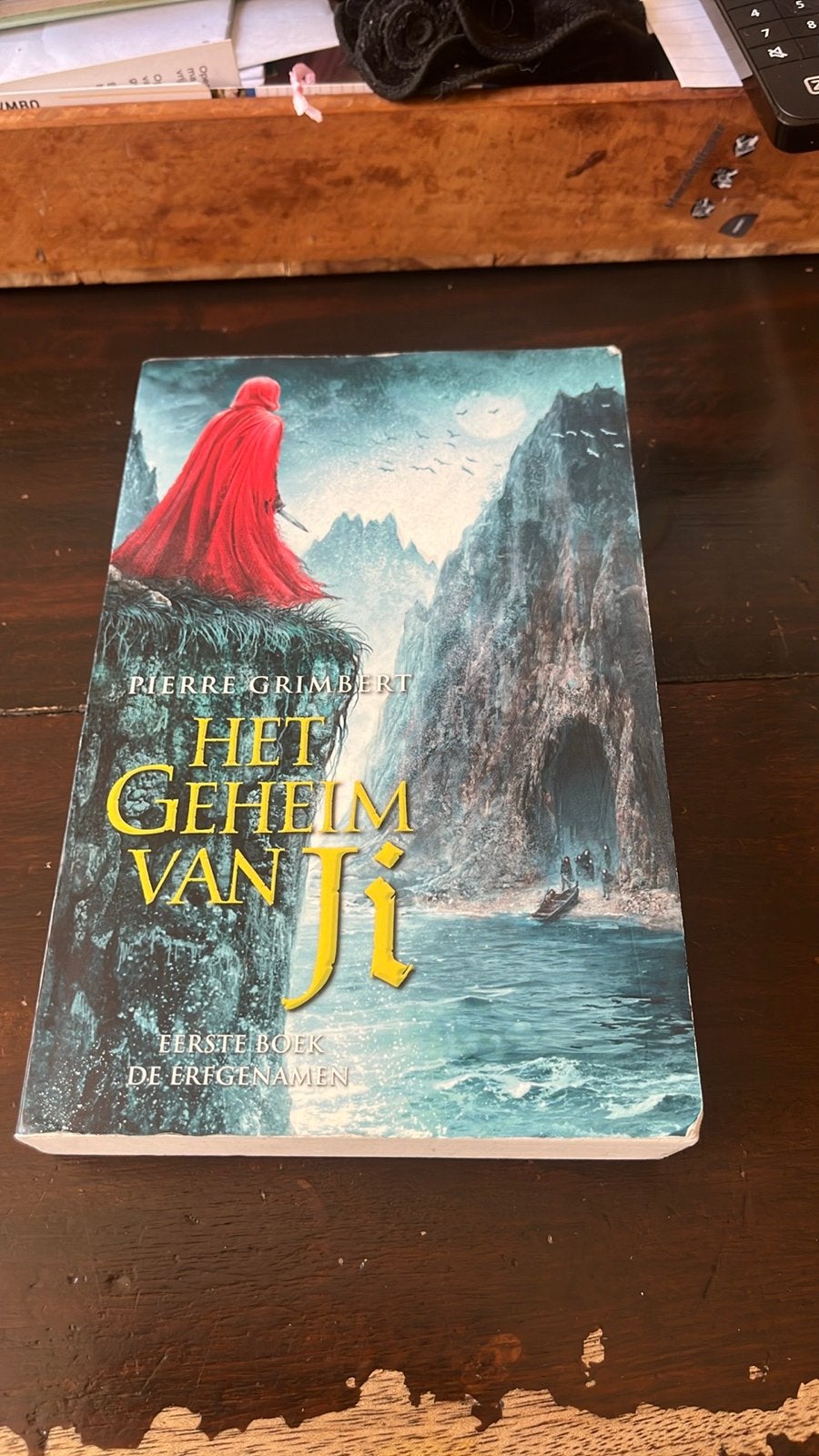 Het Geheim van Ji - De Erfgenamen (Pierre Grimbert), Boeken, Ophalen of Verzenden, Gelezen