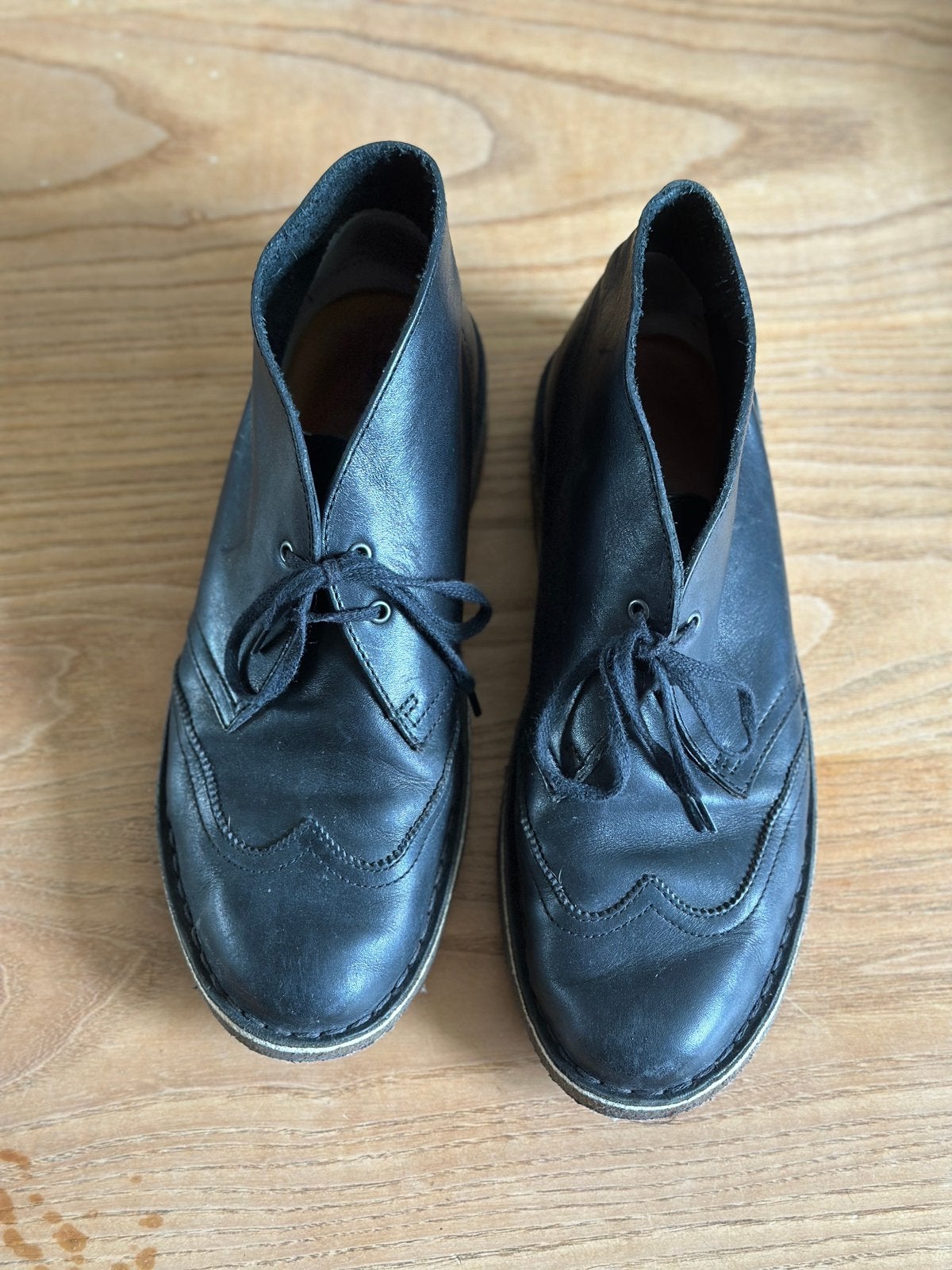 Clarks desert boots zwart maat 42, Zwart, Overige typen, Ophalen of Verzenden, Zo goed als nieuw