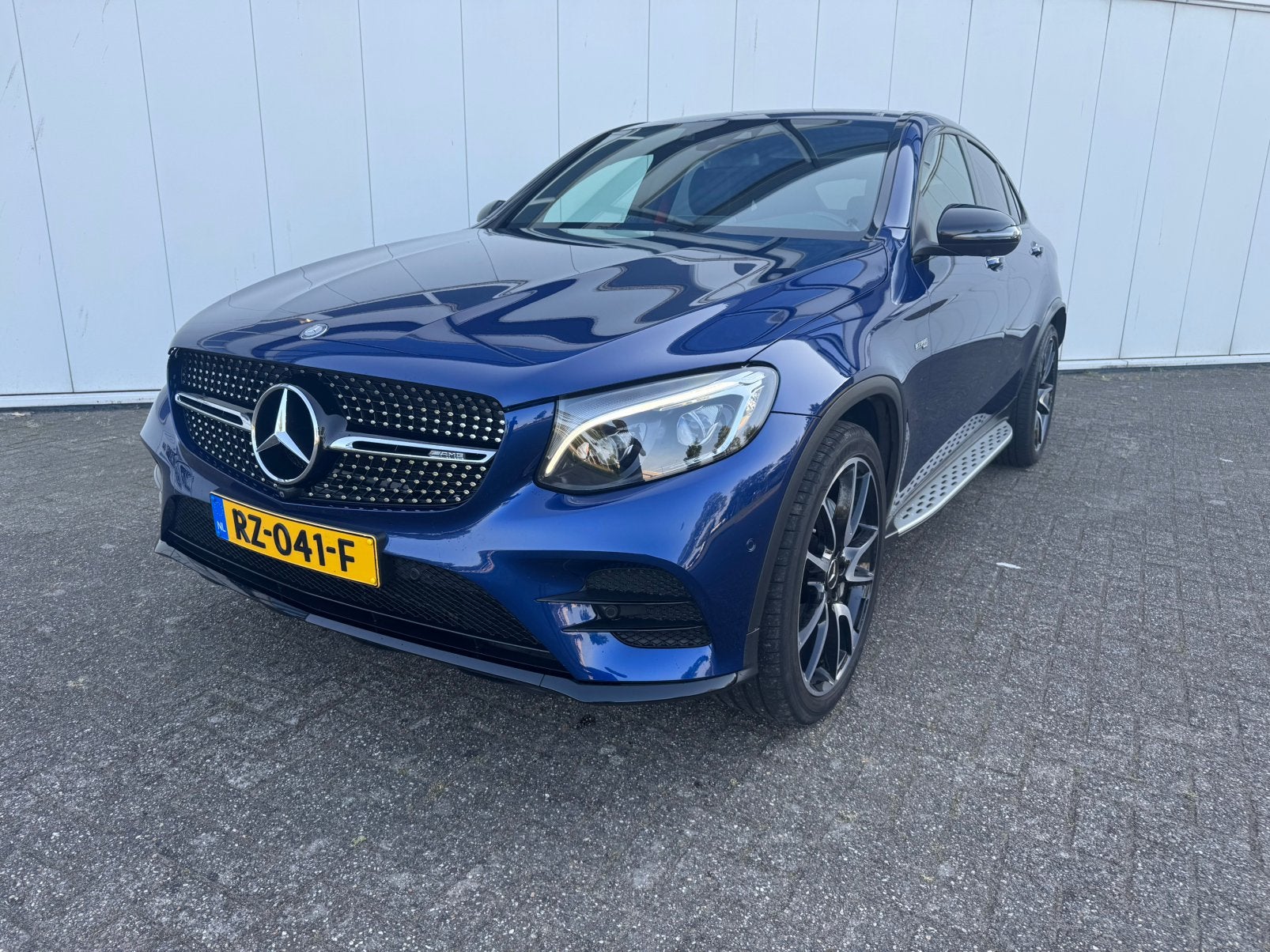 Mercedes-Benz GLC Coupé 43 AMG 367pk 4MATIC 9G-TRONIC 2018, Auto's, Automaat, Lichtsensor, 367 pk, Blauw