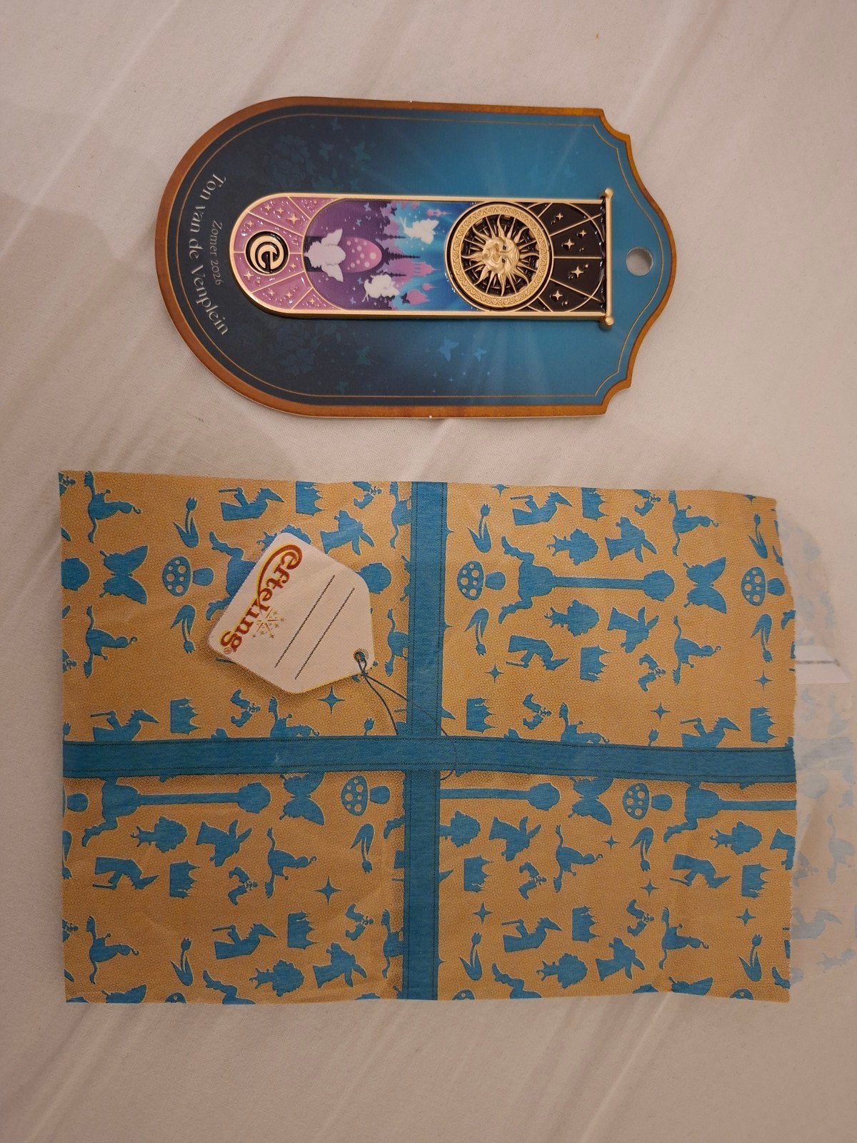 efteling zomerpin droomvlucht, Verzamelen, Efteling, Ophalen of Verzenden, Nieuw, Button of Speldje