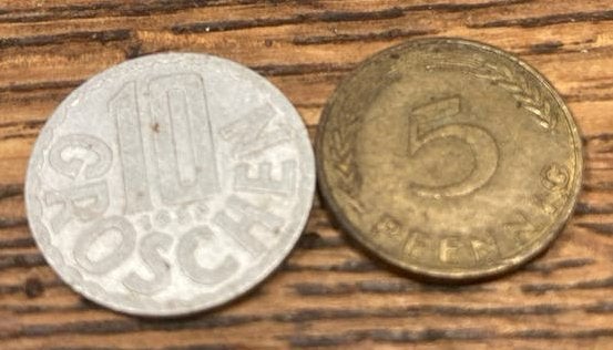 Oostenrijkse 10 Groschen en Duitse 5 Pfennig munten, Ophalen of Verzenden, Overige landen, Setje