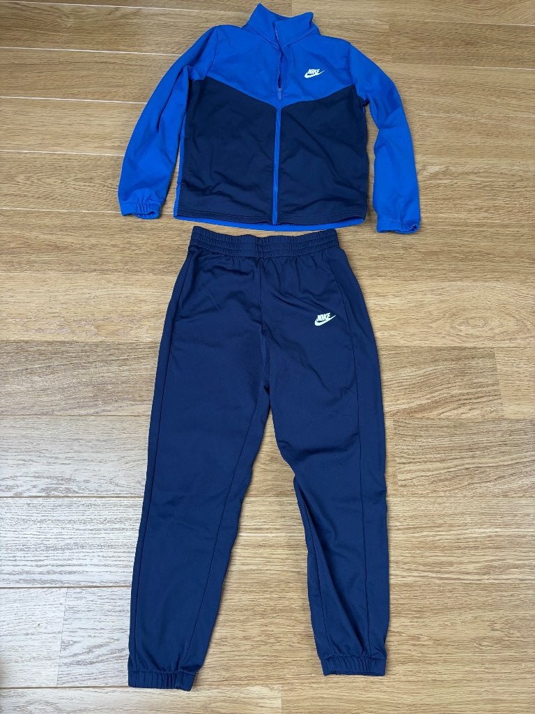 Nike track suit, size XL, Ophalen, Sport- of Zwemkleding, Zo goed als nieuw, Nike