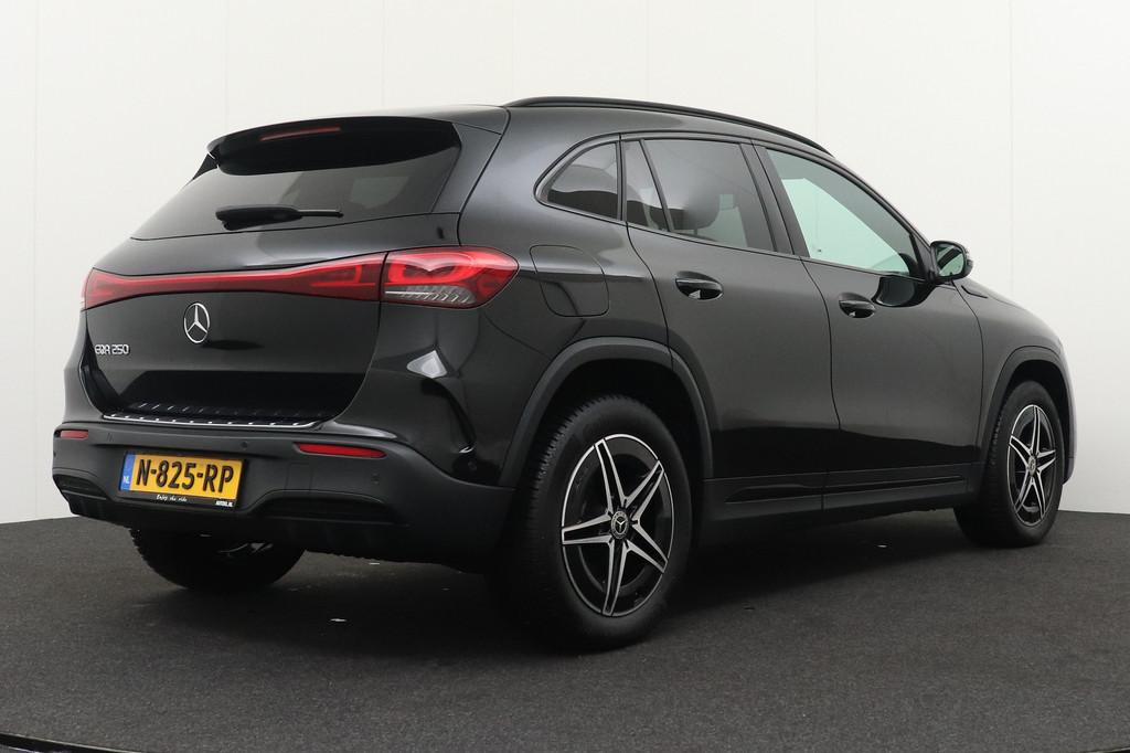Mercedes-Benz EQA 250 AMG Night-Pack 67 kWh (95%SOH) Adp.Cru, Auto's, Gebruikt, 190 pk, Leder en Stof, Zwart