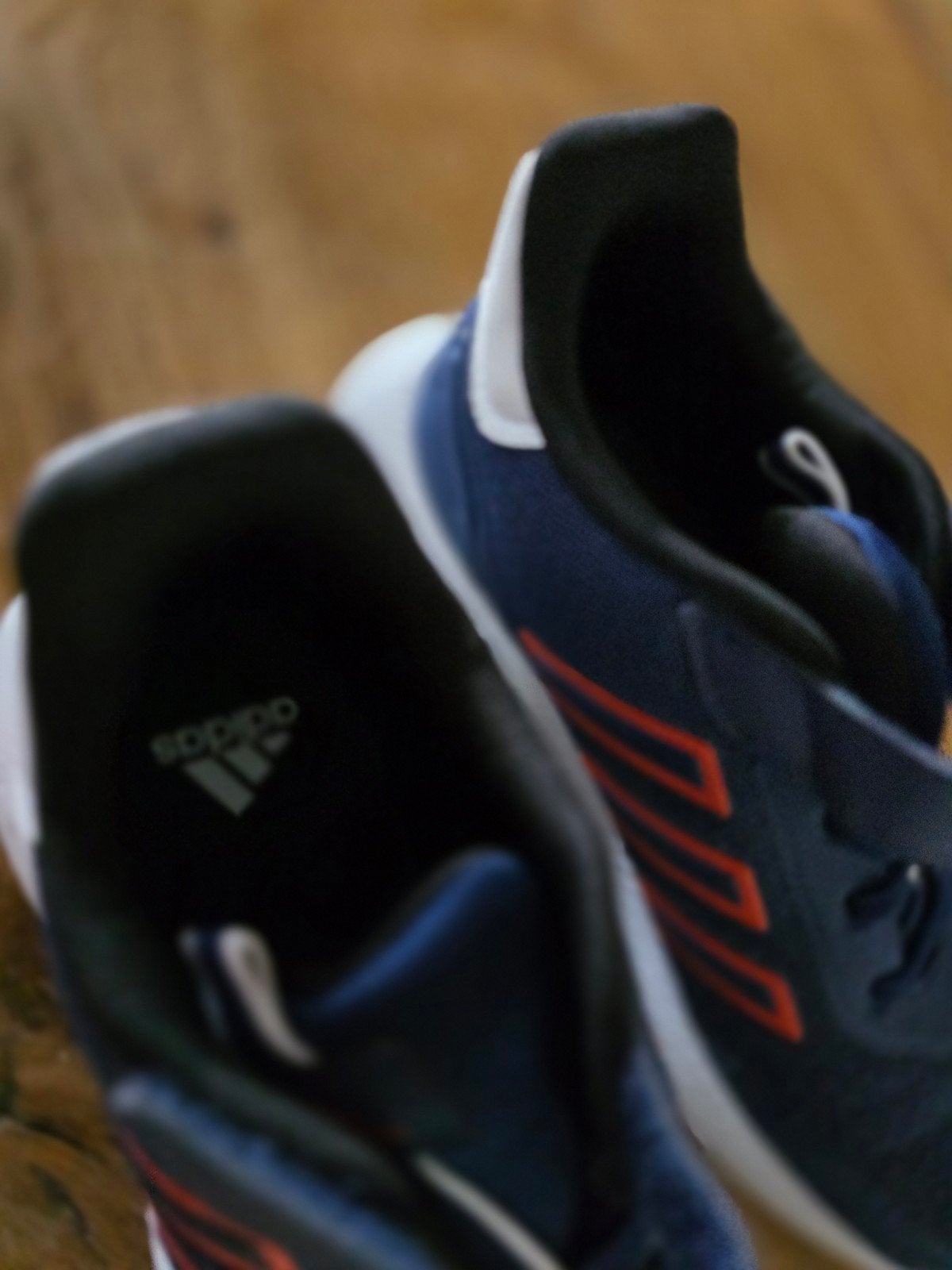 adidas sportschoenen kind maat 35, Ophalen of Verzenden, Zo goed als nieuw, Schoenen