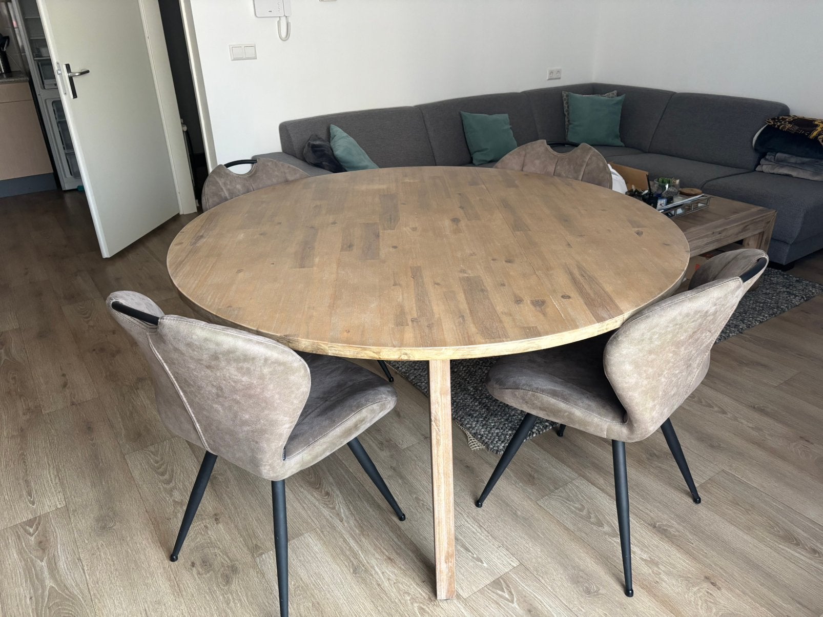 Eettafel 150 cm met 4 stoelen, Ophalen, Zo goed als nieuw, Rond, 100 tot 150 cm