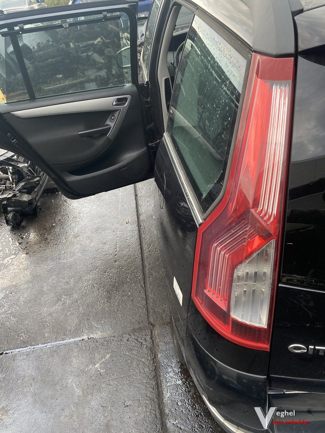 Citroen C4 Picasso 1.6 automaat 2010 2500125 Achterlicht Lin