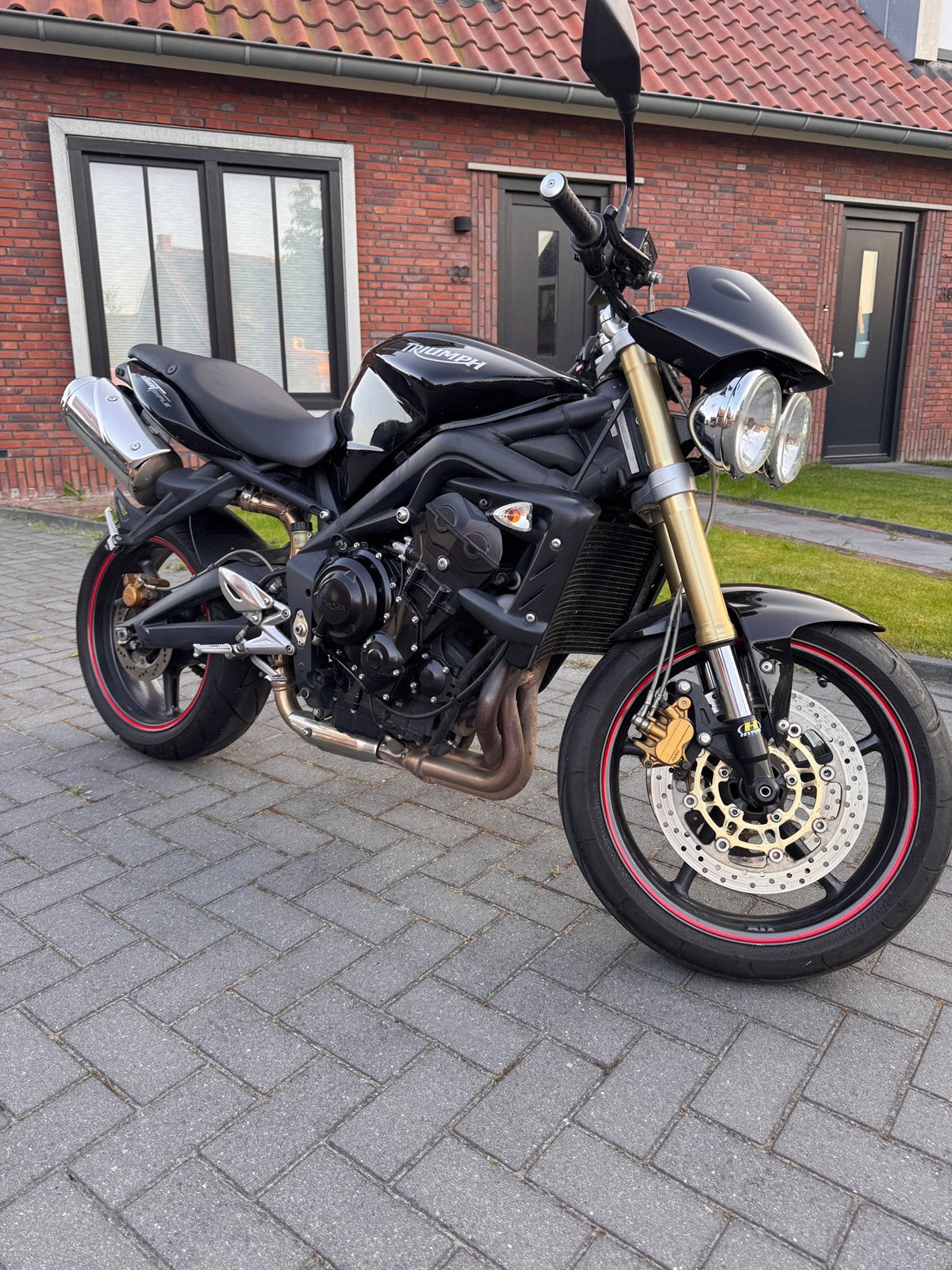Triumph Street Striple 675 - Sportieve uitvoering!, Particulier, Naked bike