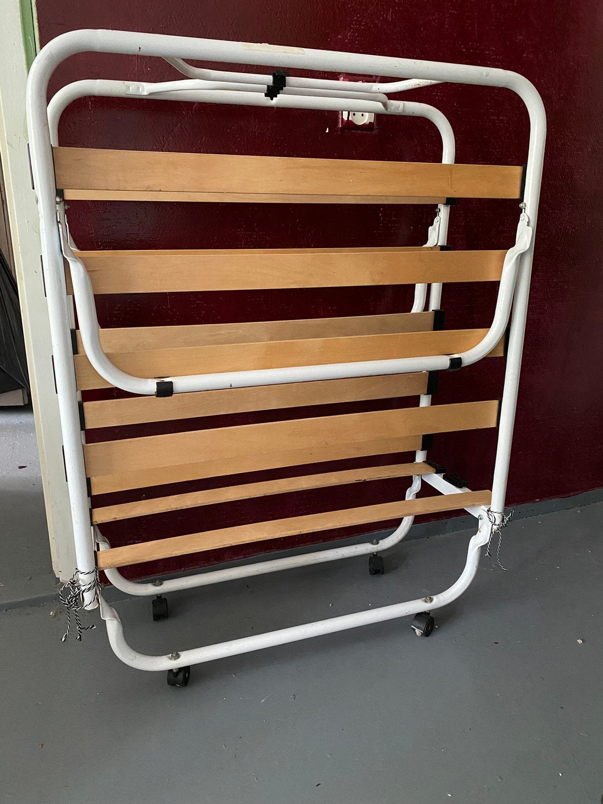 Vouwbed / logeerbed zonder matras, Ophalen, Gebruikt, 90 cm, Eenpersoons