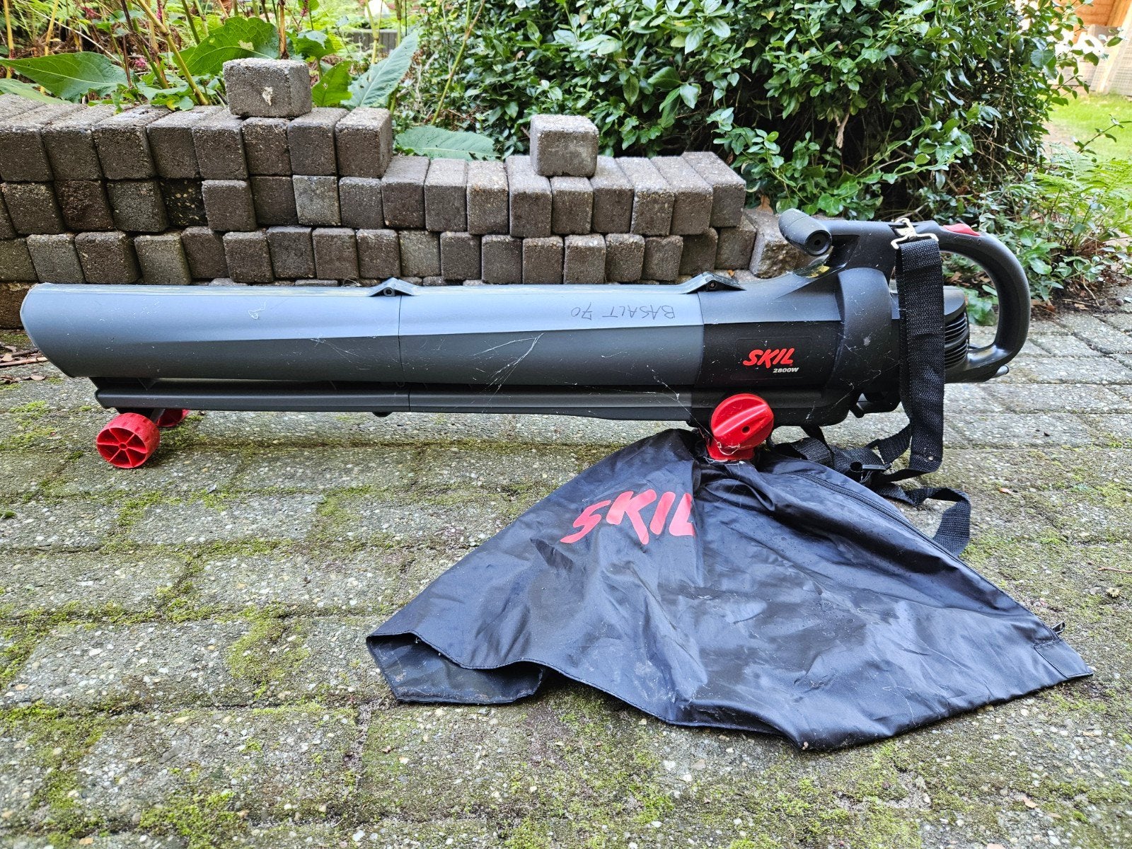 SKIL Bladblazer/Bladzuiger 2800W met opvangzak, Ophalen, Gebruikt, Met opvangzak, Handgedragen