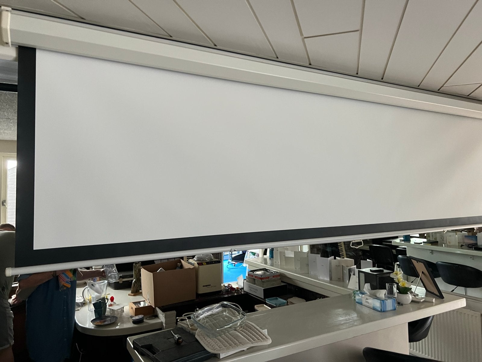 projectiescherm - Zo goed als nieuw, Audio, Tv en Foto, Projectieschermen, Ophalen, Elektrisch, Gebruikt