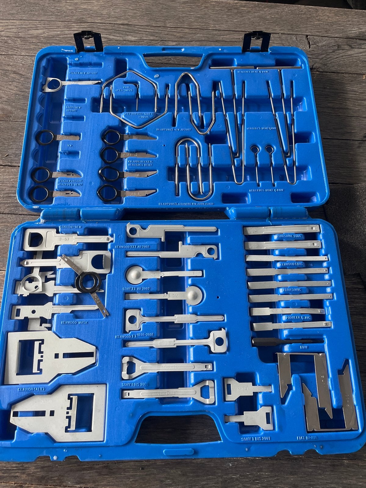 52-delige Radio Demontage Gereedschap Set, Ophalen, Zo goed als nieuw