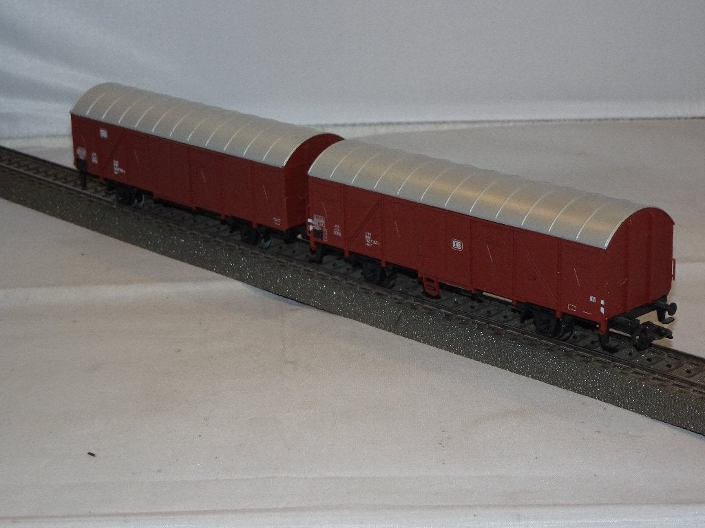 2 Marklin gesloten wagon 00794-09 + 00794-17 in OVP (AAA), Hobby en Vrije tijd, Modeltreinen | H0, Wisselstroom, Wagon, Ophalen of Verzenden