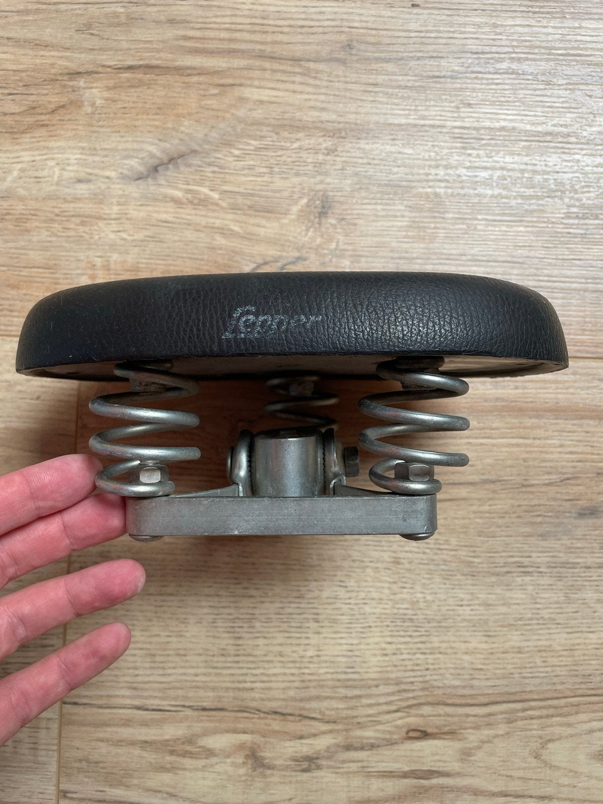 Vintage Lepper fietszadel met vering - Gebruikt, Gebruikt, Kunststof, Ophalen of Verzenden, Zadel
