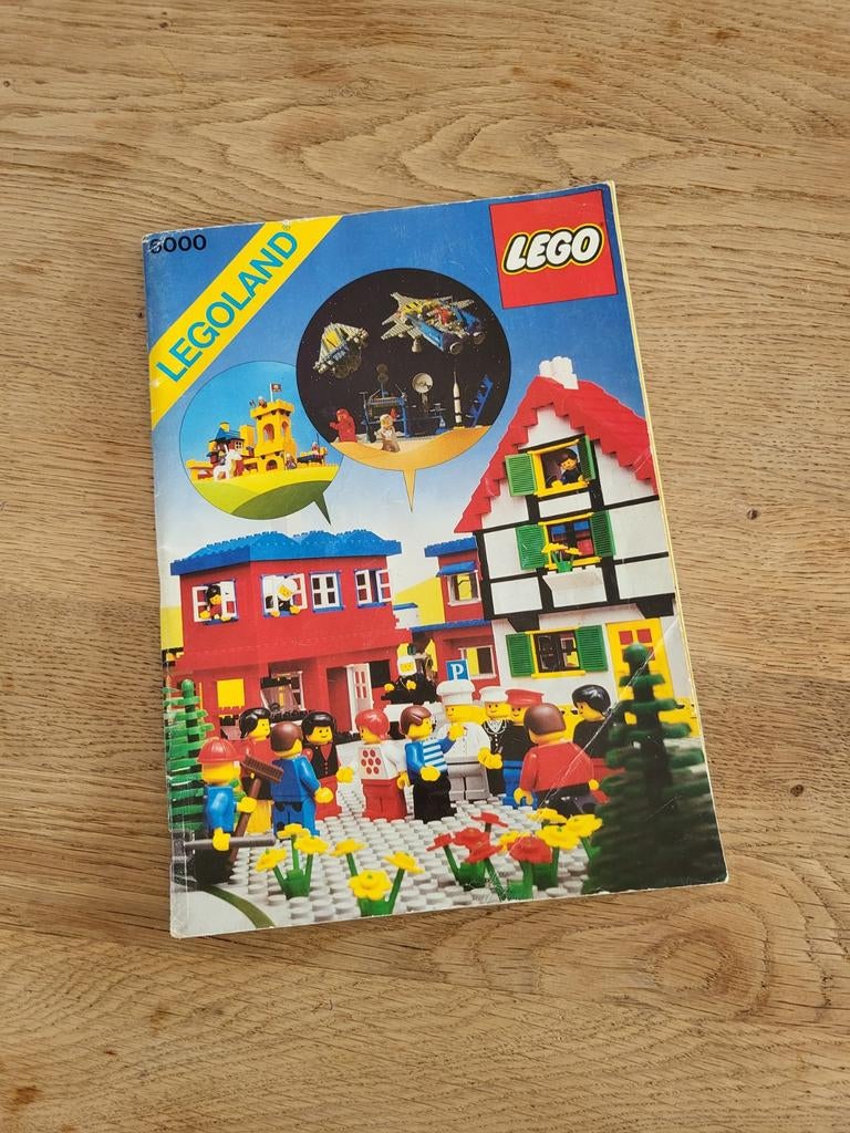 Lego boek 6000 met sticker, Ophalen of Verzenden, Gebruikt