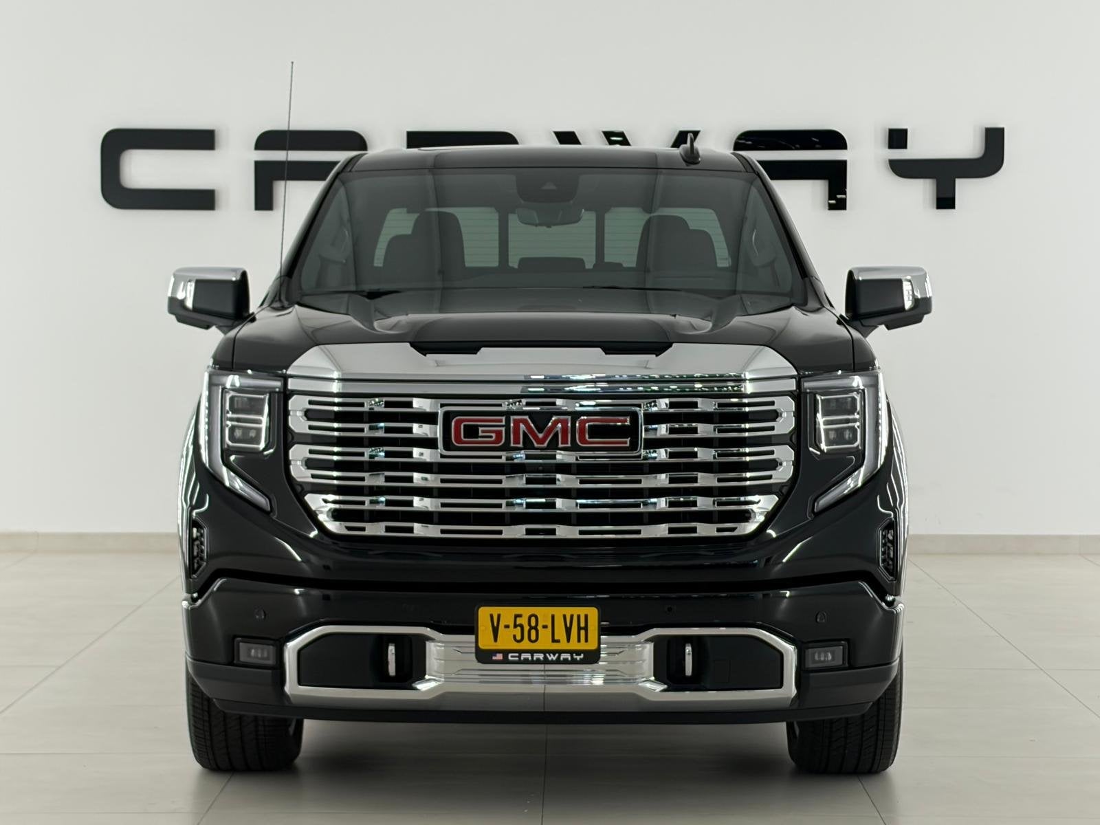 GMC Sierra 6.2 V8 DENALI (bj 2024), Auto's, Dealer onderhouden, Gebruikt, 426 pk, Zwart
