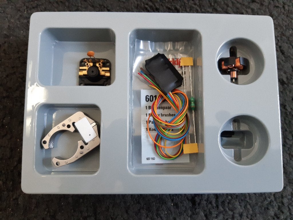 MARKLIN 60760 inbouwset met DCM motor, Wisselstroom, Verzenden, Overige typen, Nieuw