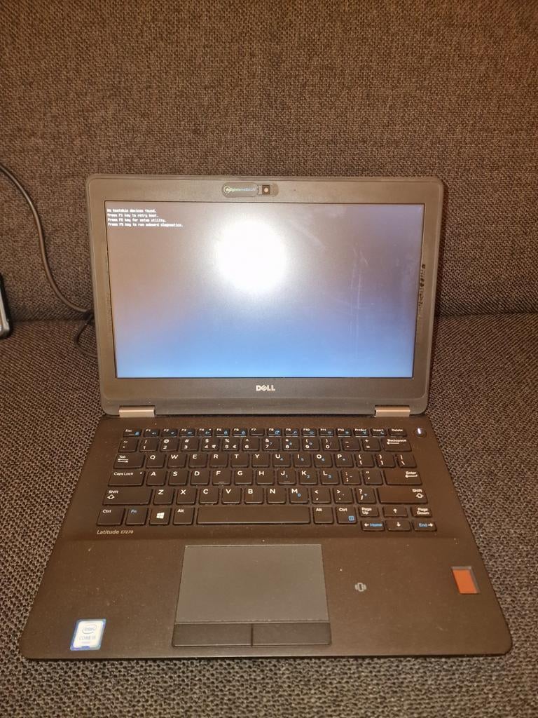 Dell Latitude E7270 - Staat geen Windows op, Gebruikt, 2 tot 3 Ghz, Qwerty, 8 GB