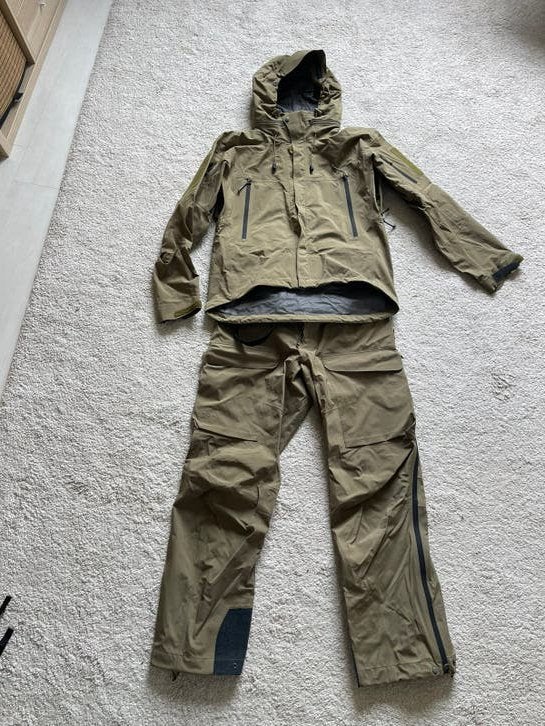 Arc’teryx LEAF Gen 1 regenpak Gore-Tex maat L, Verzamelen, Ophalen of Verzenden, Landmacht, Nederland, Kleding of Schoenen