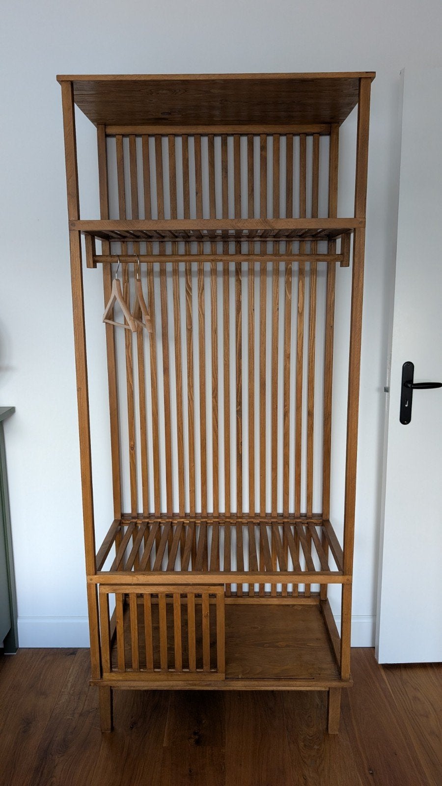 Houten kapstok met opbergruimte / open wardrobe, Ophalen, Overige typen, Zo goed als nieuw, 150 tot 200 cm