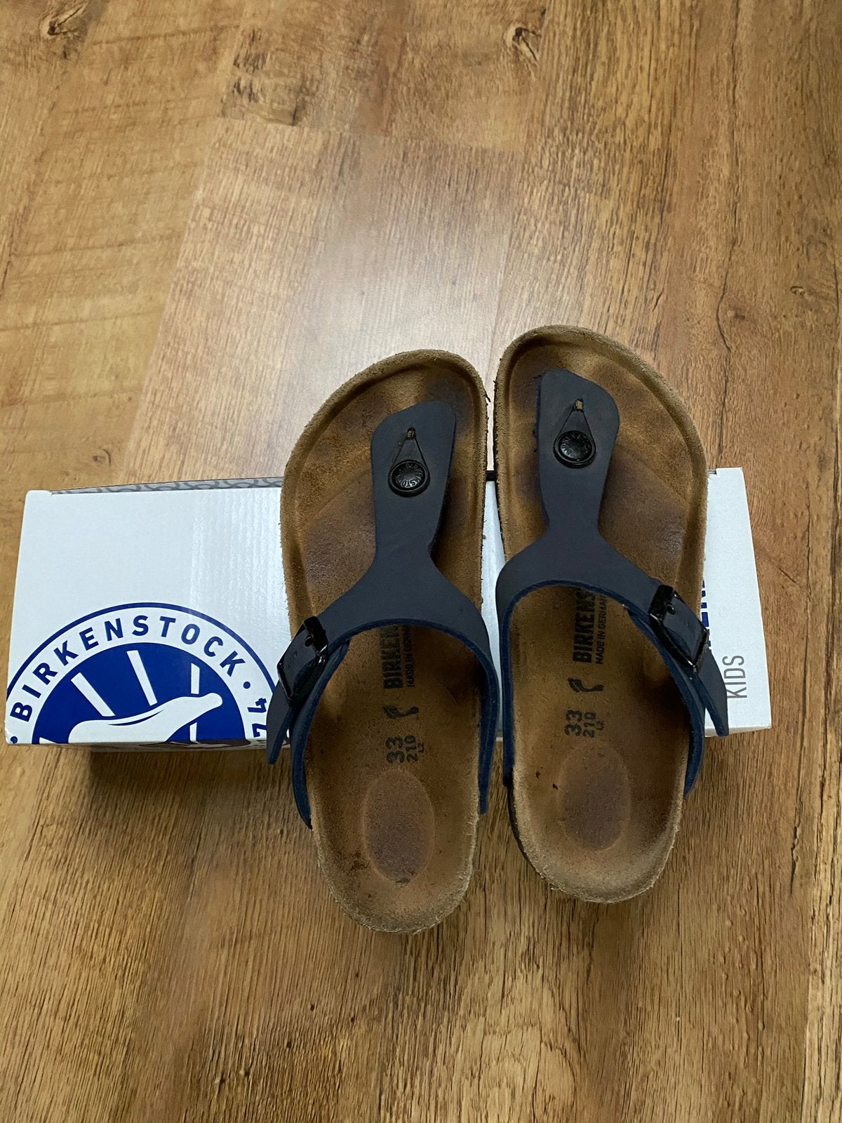 Birkenstock teenslippers blauw maat 33 ZGAN, Jongen of Meisje, Overige typen, Ophalen of Verzenden, Zo goed als nieuw