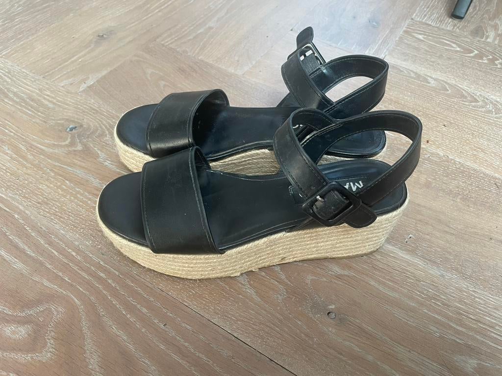 Sandalen maat 36, Zwart, Overige typen, Ophalen of Verzenden, Zo goed als nieuw
