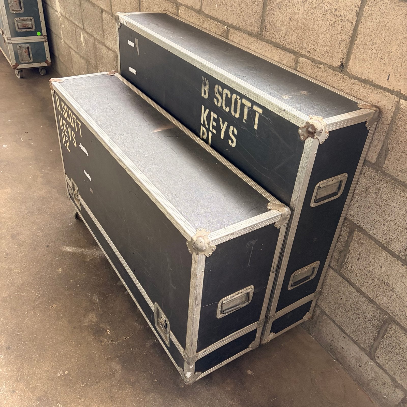 2 sets flightcases voor Yamaha CP70, Ophalen, Gebruikt, Keyboard of Synthesizer, Flightcase