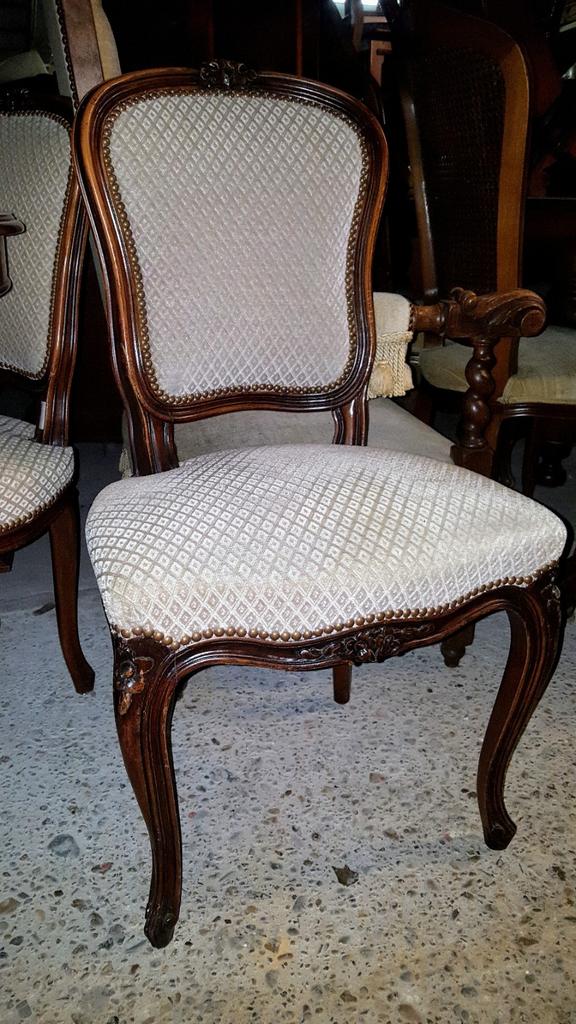 4 barok eetkamers stoelen, Ophalen