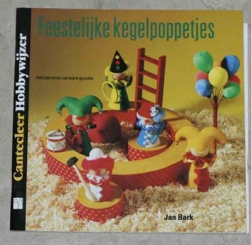 Feestelijke kegelpoppetjes, Ophalen of Verzenden, Zo goed als nieuw, Poppen maken, Geschikt voor kinderen