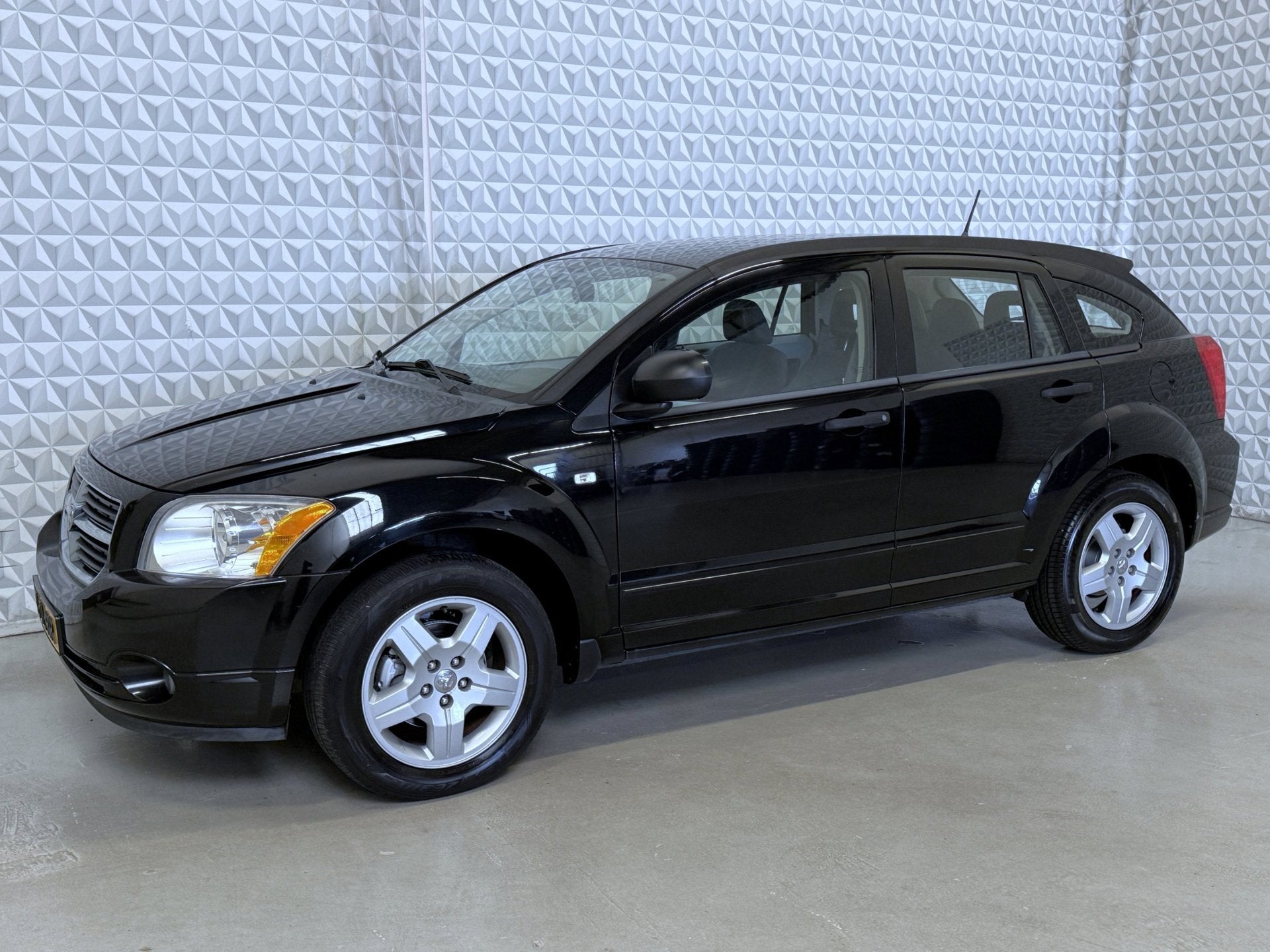 Dodge Caliber 2.0 SXT AUTOMAAT / 150.000km (2006), Auto's, 1998 cc, 450 kg, Gebruikt, Zwart