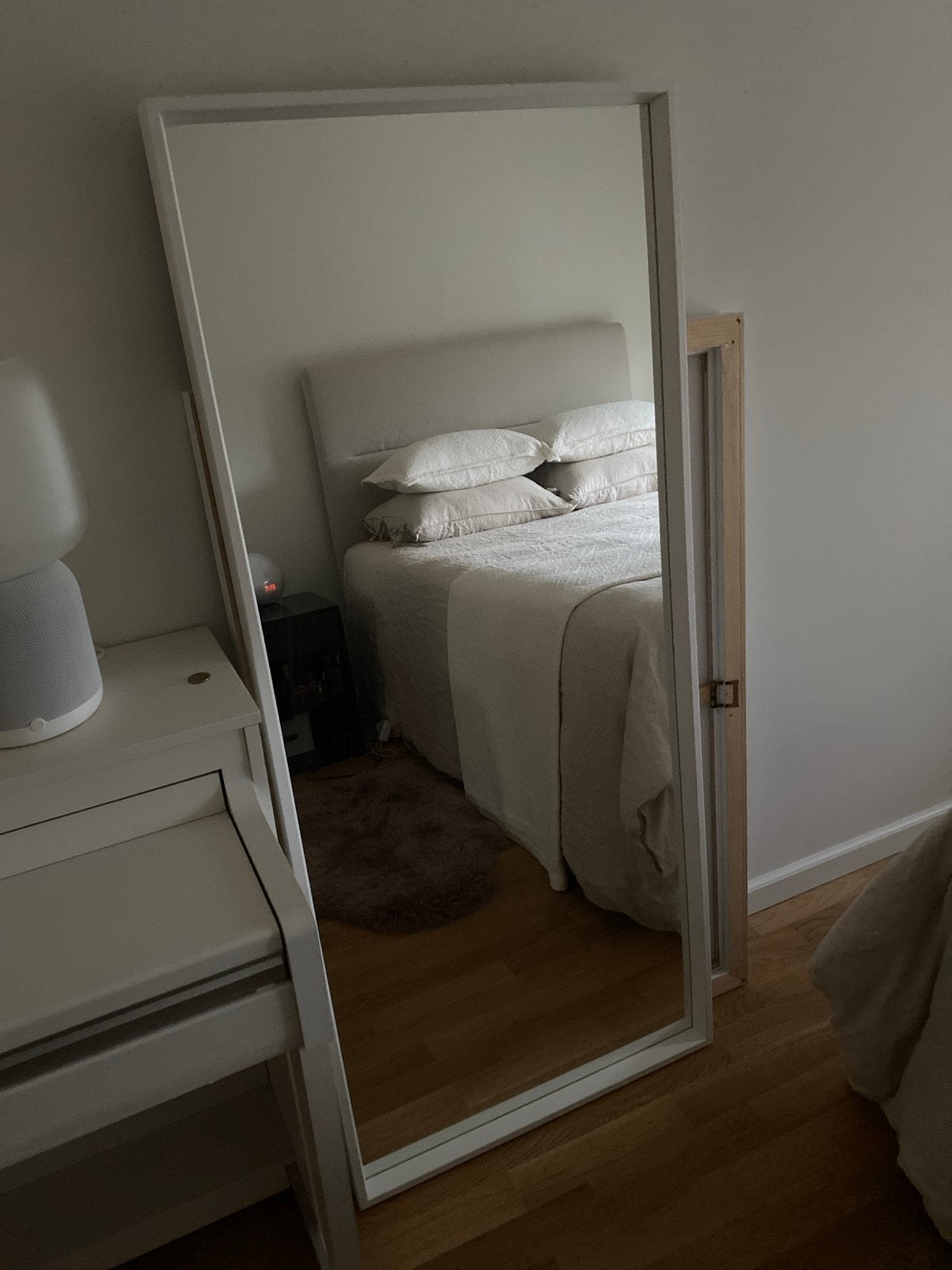 Grote IKEA spiegel in perfecte staat, Huis en Inrichting, Woonaccessoires | Spiegels, Ophalen, Zo goed als nieuw, 150 tot 200 cm