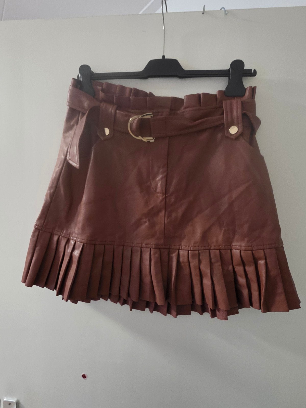 Zara bruine rok met plooien en riem, Kleding | Dames, Bruin, Zara, Maat 42/44 (L), Ophalen of Verzenden