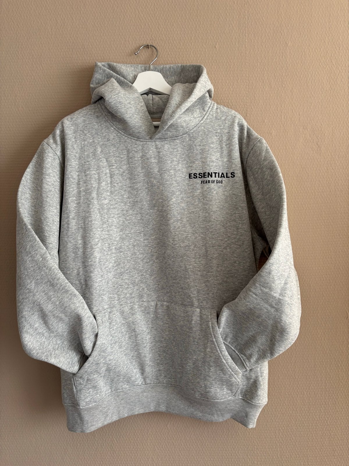 Essentials hoodie, Ophalen of Verzenden, Zo goed als nieuw, Maat 56/58 (XL), Grijs