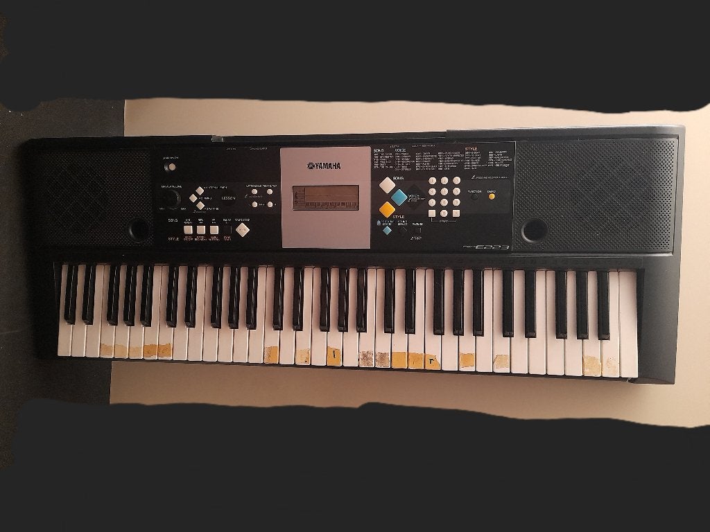 Keyboard Yamaha PSR-E223, Ophalen of Verzenden, Gebruikt, 61 toetsen, Yamaha