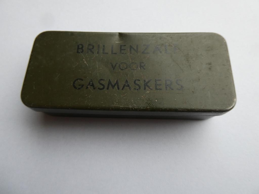 Brillenzalf voor gasmasker., Ophalen of Verzenden, Landmacht, Nederland, Kleding of Schoenen