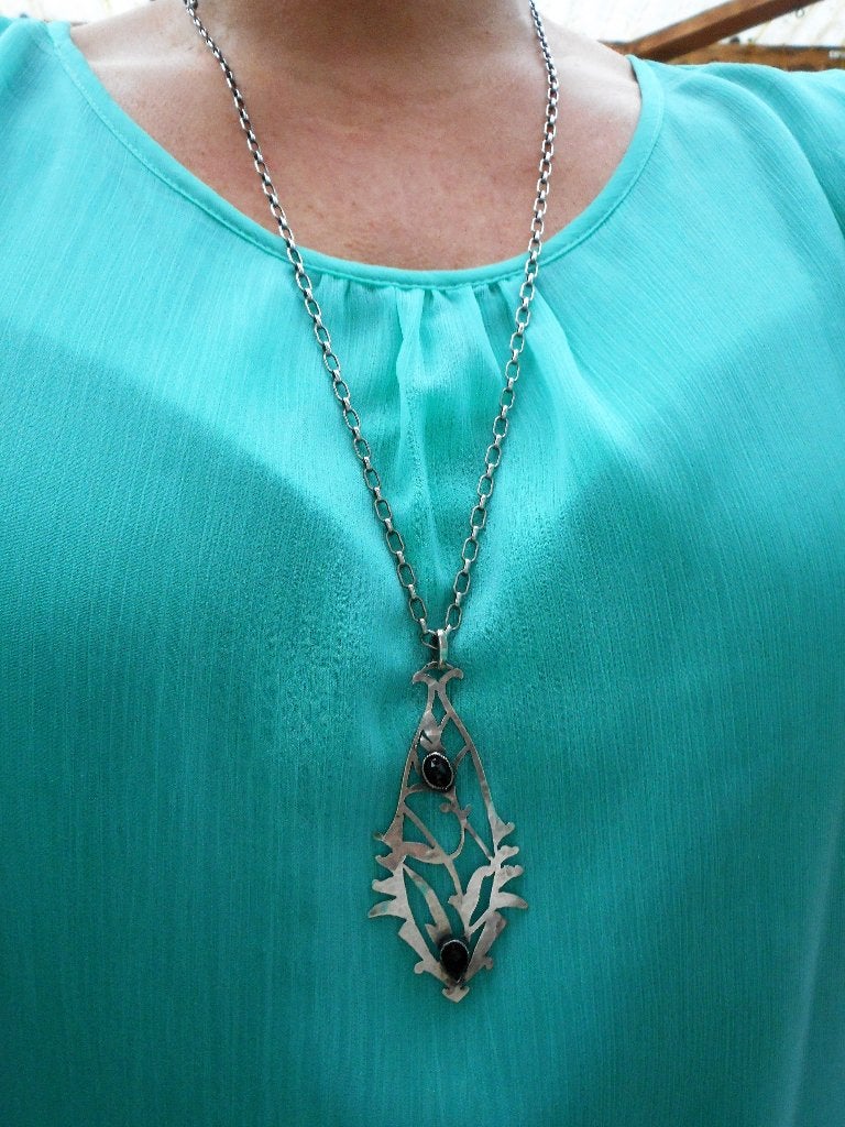 Zilveren ketting met antieke hanger met granaat nr.1601, Sieraden, Tassen en Uiterlijk, Antieke sieraden, Verzenden, Zilver, Ketting