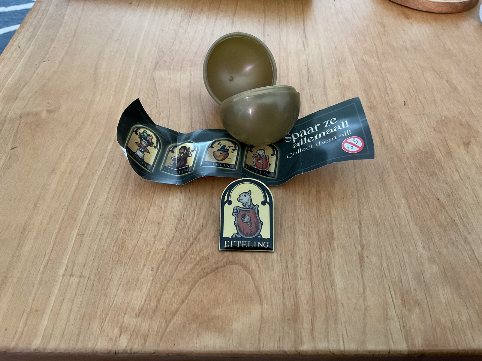 Efteling Smidje pin Geit, Ophalen, Nieuw, Button of Speldje