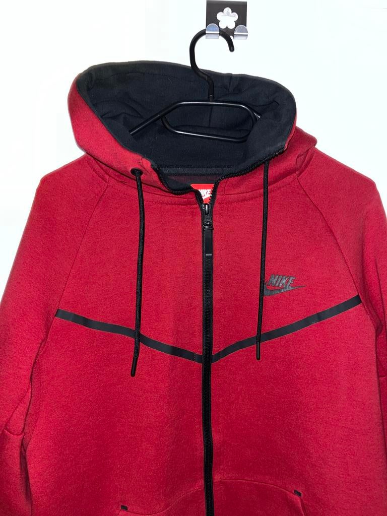 Rood Nike Tech Fleece Vest Maat M, Ophalen of Verzenden, Gedragen, Maat 48/50 (M), Rood