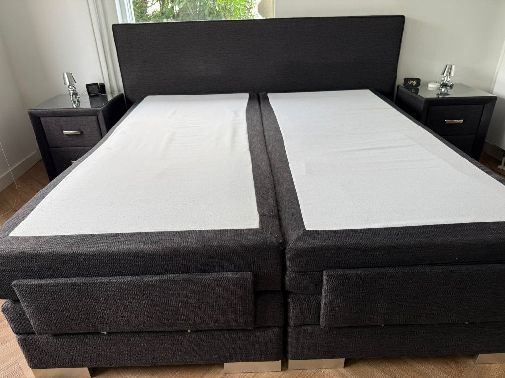Boxspring 180 x 200 cm met nachtkastjes en achterwand, Ophalen, Gebruikt, Tweepersoons, 180 cm