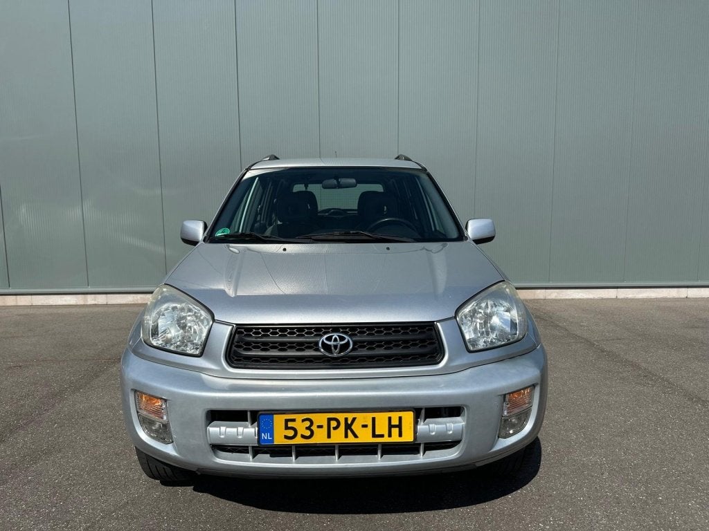 Toyota RAV4 1.8-16V VVT-i Luna AIRCO ! (bj 2003), Auto's, 4 cilinders, 14 km/l, Bedrijf, Handgeschakeld