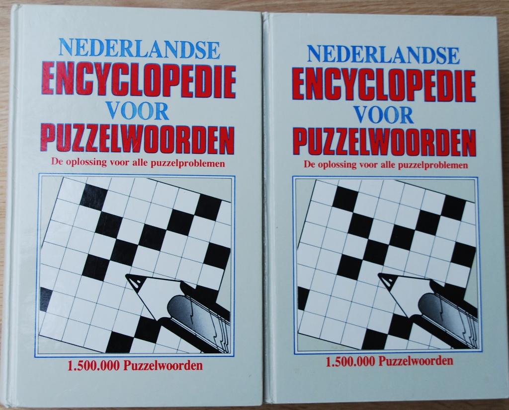 Nederlandse encyclopedie voor puzzelwoorden, Complete serie, Arie van der Zee, Ophalen of Verzenden, Zo goed als nieuw