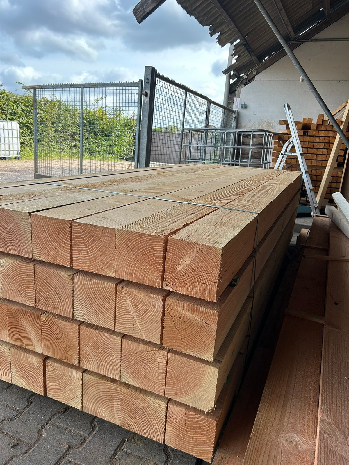 Douglas paal 15x15x250/300/400 cm, Ophalen of Verzenden, Nieuw, 250 cm of meer, Balken