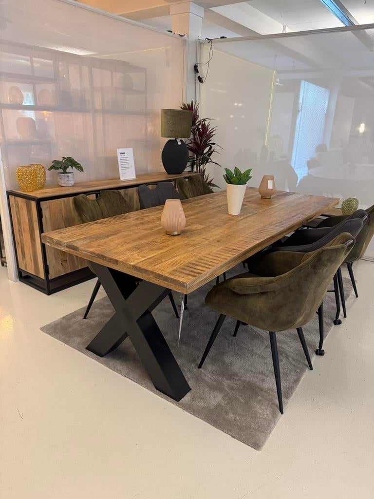 Tafel + stoelen, Ophalen of Verzenden, Zo goed als nieuw, 75 m² of meer, Laminaat