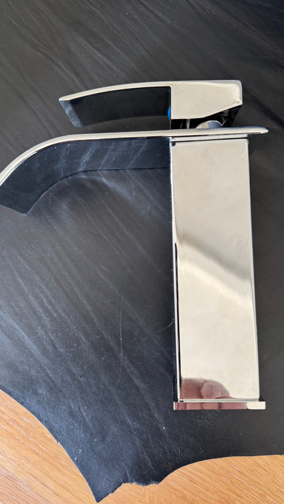 Nieuwe luxe wastafel mengkraan, Ophalen, Minder dan 50 cm, Overige typen, Zo goed als nieuw
