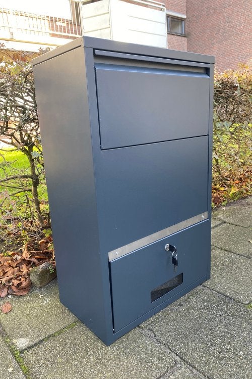 Mooie Pakketbrievenbus - Pakketbox - NIEUW in doos, Ophalen of Verzenden, Nieuw, Rvs, Wandbrievenbus